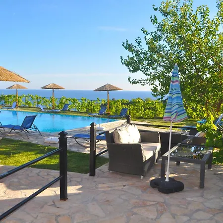 Large By The Pool - Beach, Corfu *