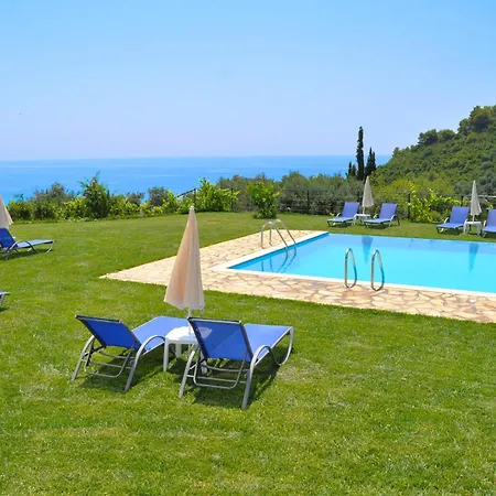 Apartment Large By The Pool - Beach, Corfu
